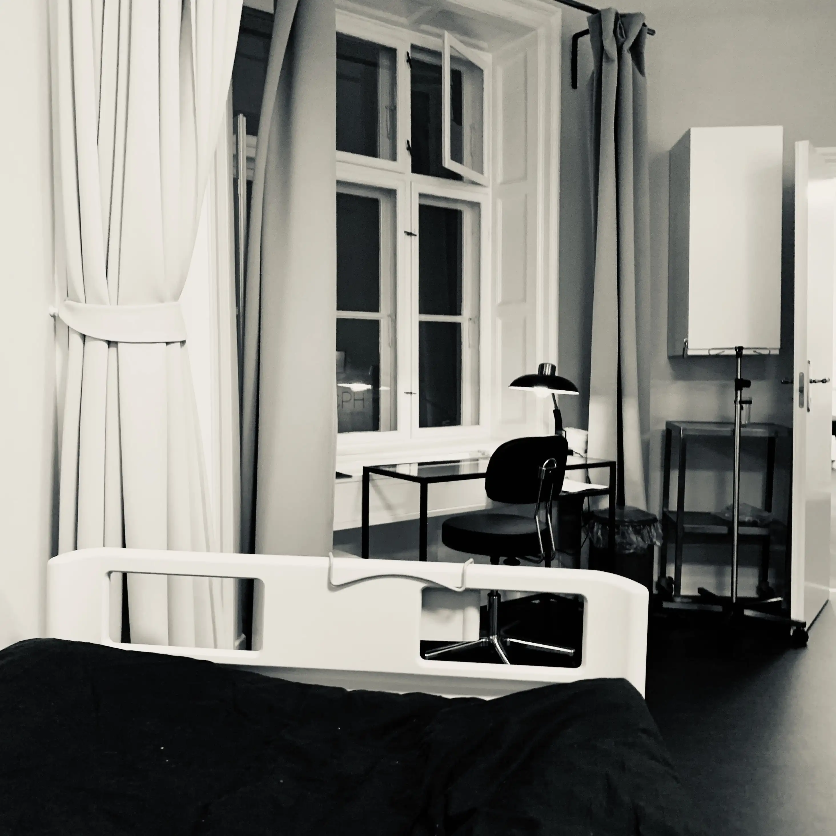 Hospitalssenge og klinikmøbler